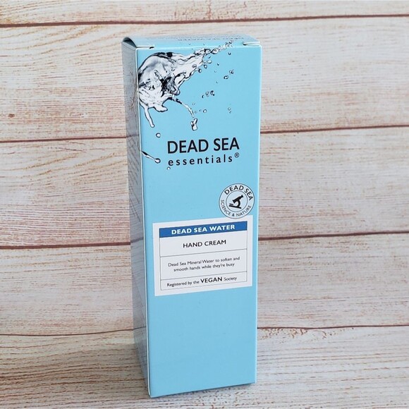NIB 3.4 fl oz Dead Sea Essentials Dead Sea Water Handcream - Picture 2 of 4